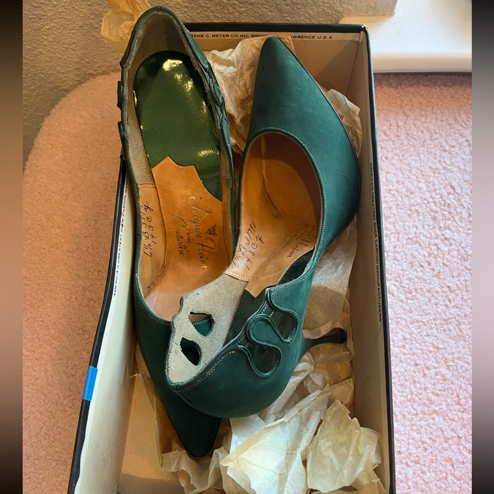 Elegant Green Jacques Heim Couturier Cut Out Vintage Heels